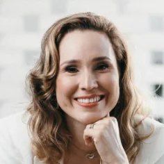 Dra. Marcia Silva Santos Neiva